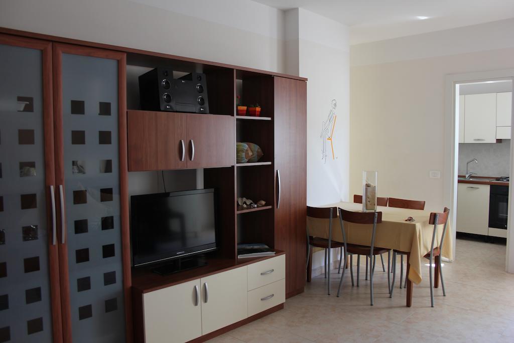 Blumen Bad Beach Apartment Metaponto Room photo