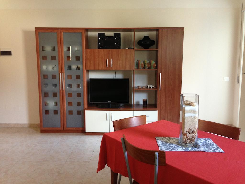 Blumen Bad Beach Apartment Metaponto Room photo
